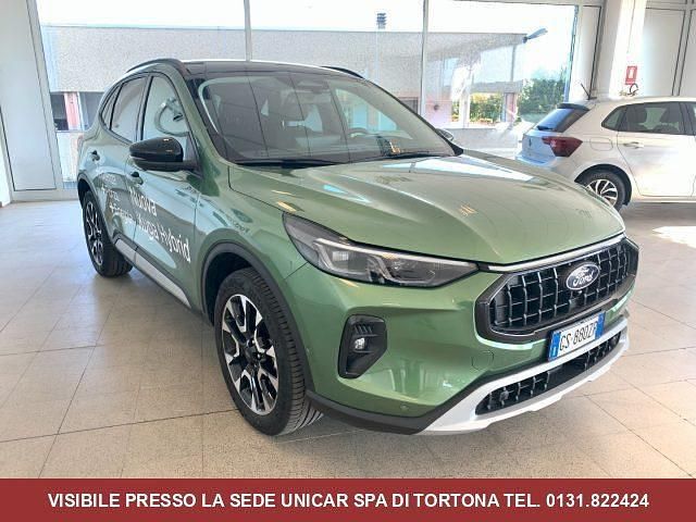 Usata Ford Kuga Active X 180 CV (132 kW) 2024 Bursting green metallizzato SUV