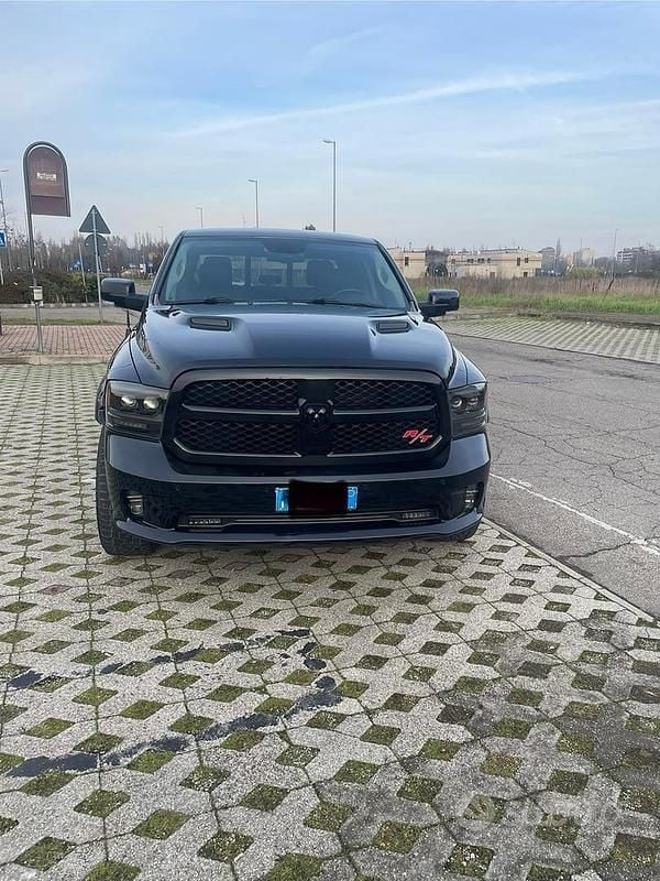 Usata Dodge Ram 394 CV (289 kW) 2017 Nero Pick-up