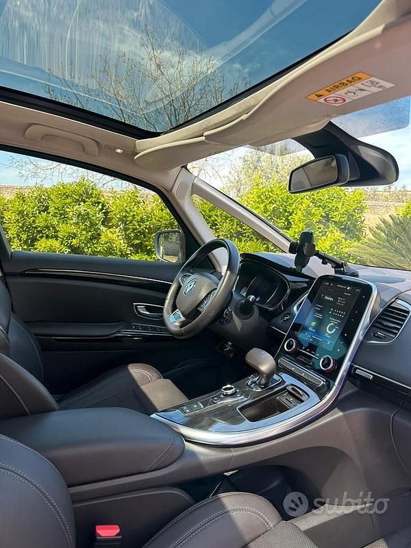 Usado Renault Espace Intens 160 CV (117 kW) 2016 Monovolumen