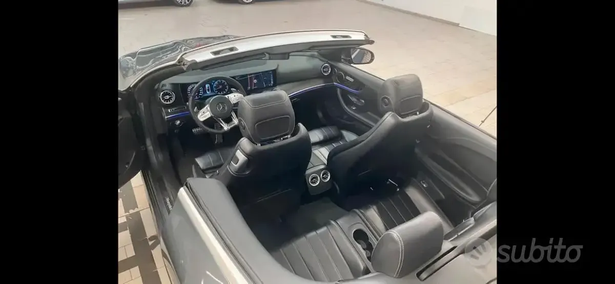 Usata Mercedes E200 AMG 184 CV (135 kW) 2019 Grigio Cabrio