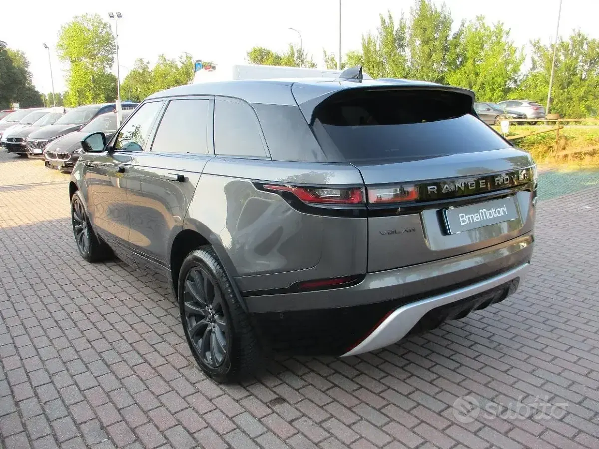 Usata Land Rover Range Rover Velar R-Dynamic 180 CV (132 kW) 2017 Grigio SUV