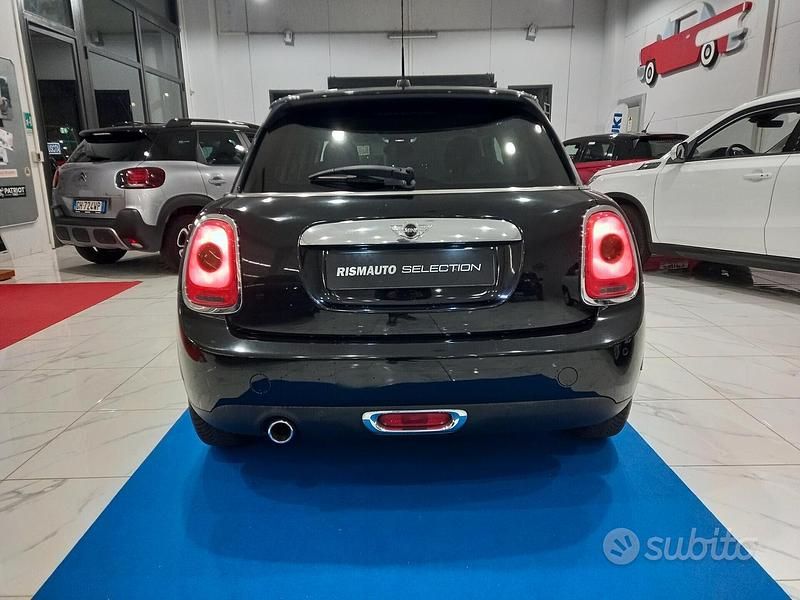 Usata Mini One D Hype 95 CV (69 kW) 2016 Nero Utilitaria