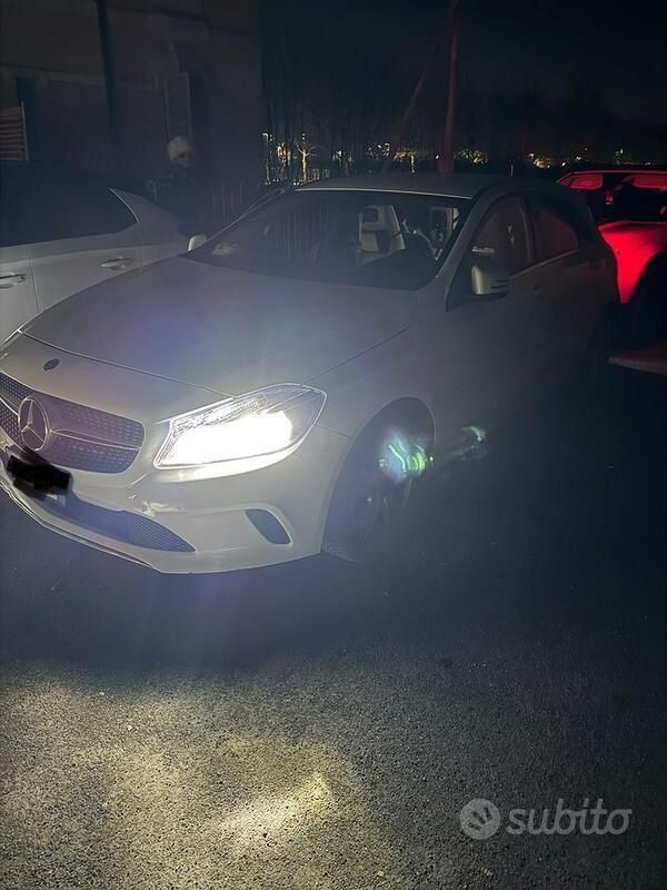Bianco Usata 2017 Mercedes A180 Coupé | 16.000 € (Buon prezzo) - Immagine 1/4