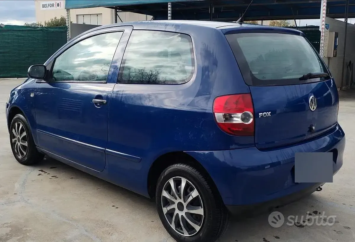 Usata VW Fox 54 CV (39 kW) 2009 Bluazzurro Utilitaria