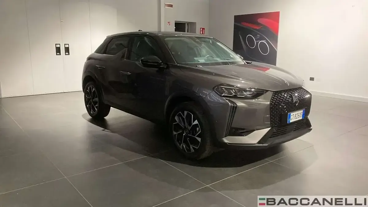 Usata DS Automobiles DS3 Crossback Opera 131 CV (96 kW) 2024 Grigio SUV