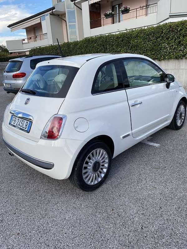 Usata Fiat 500 Lounge 69 CV (50 kW) 2016 Bianco Utilitaria