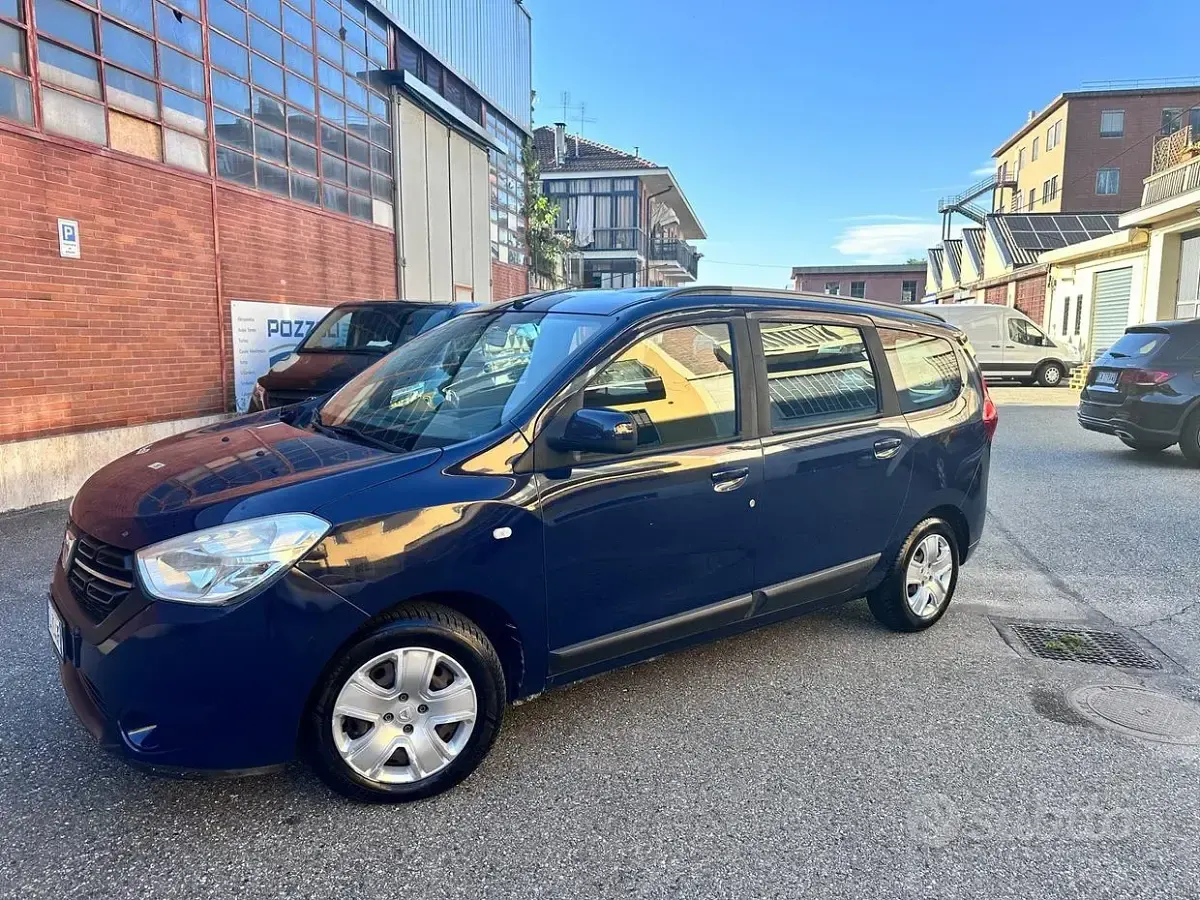 Usata Dacia Lodgy 100 CV (73 kW) 2017 Monovolume