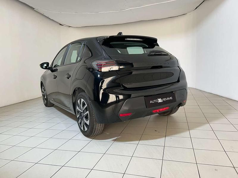 Usata Peugeot 208 Active 101 CV (74 kW) 2024 Nero Utilitaria