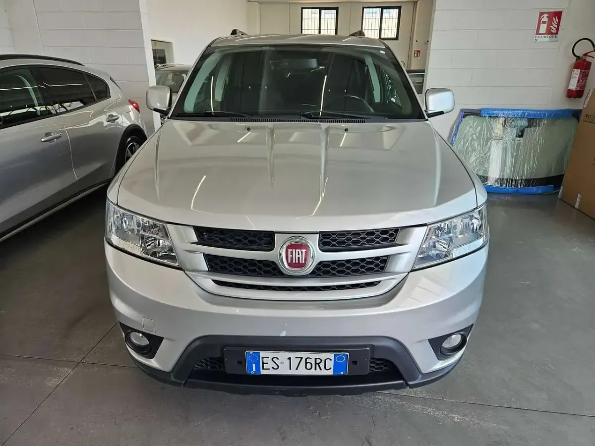Usata Fiat Freemont Urban 170 CV (125 kW) 2013 Argento SUV