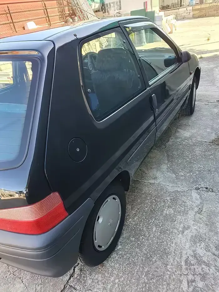 Usata Peugeot 106 1970 Utilitaria