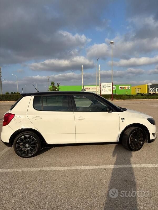 Usata Skoda Fabia 69 CV (50 kW) 2013 Bianco Utilitaria