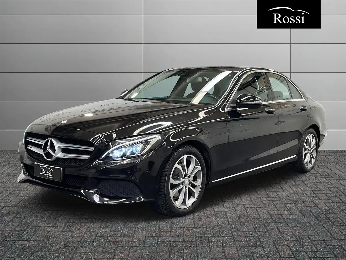 Usata Mercedes C200 Sport 136 CV (100 kW) 2017 Berlina