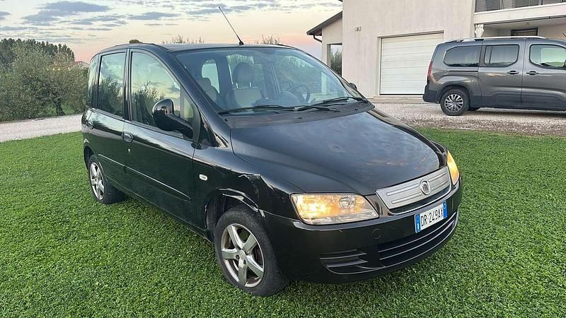 Usata Fiat Multipla 103 CV (75 kW) 2008 Monovolume