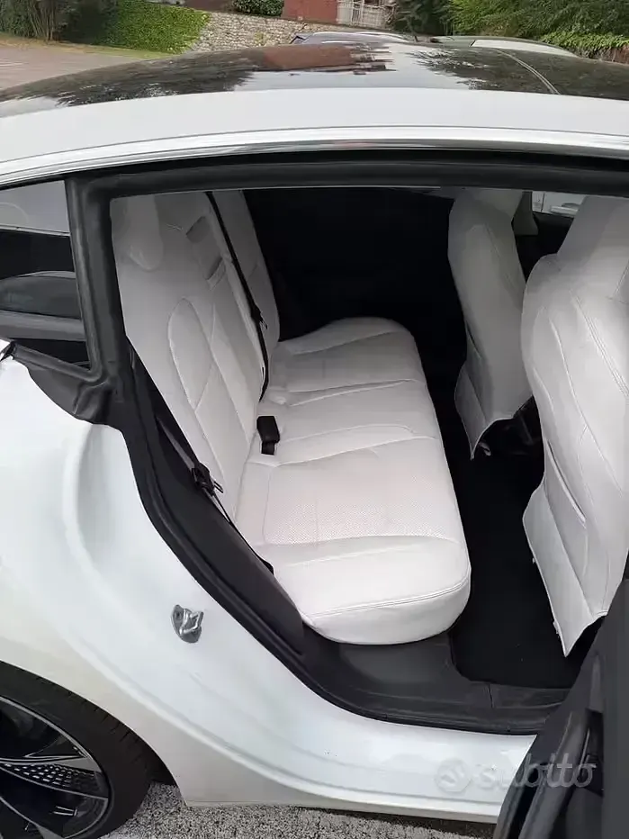 Usata Tesla Model 3 Long Range AWD 152 kW (208 CV) 2019 Bianco Berlina