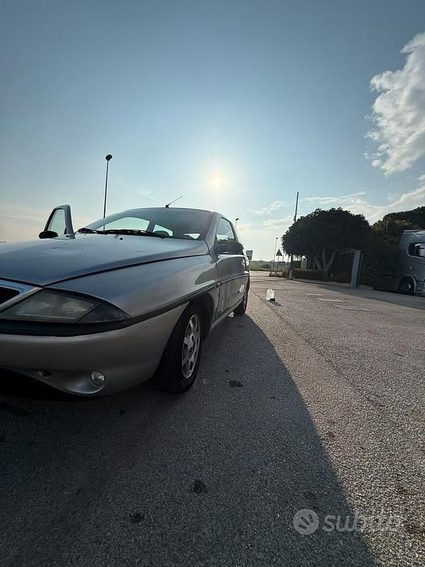 Usata Lancia 2000 2000 Grigio Berlina
