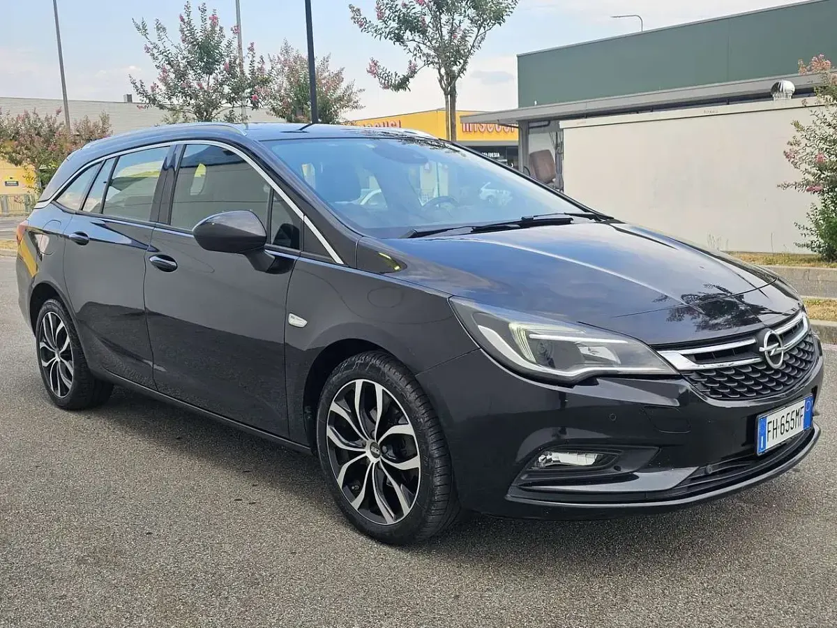 Usata Opel Astra S 110 CV (80 kW) 2017 Other Station wagon