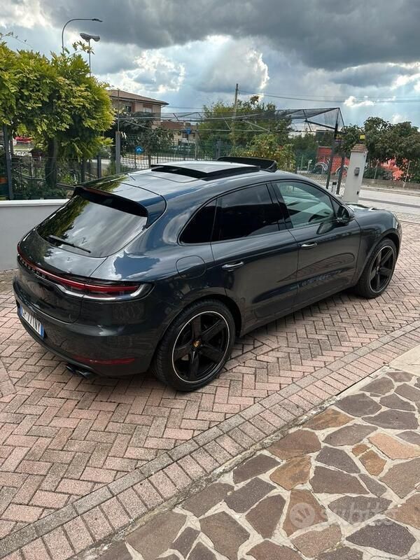 Usata Porsche Macan 245 CV (180 kW) 2018 Grigio SUV