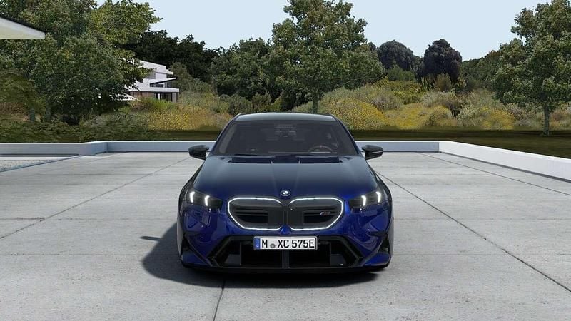Nuova BMW M5 727 CV (534 kW) 2025 Blu/azzurro Station wagon