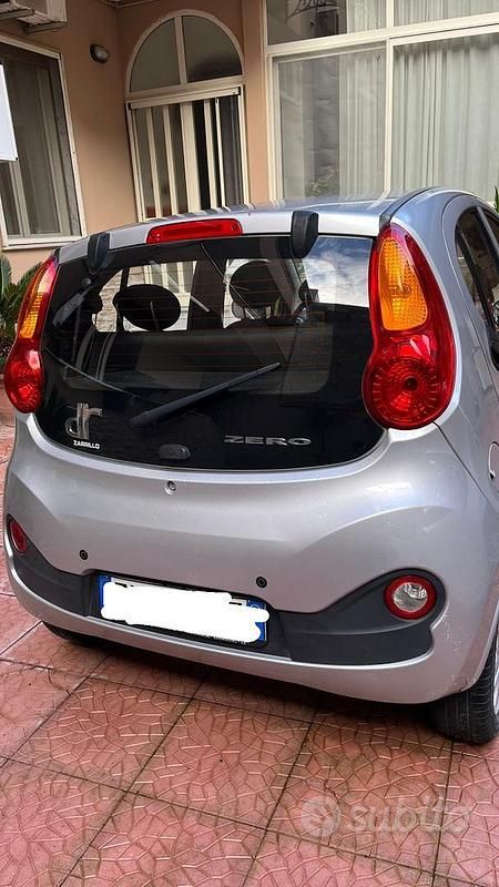 Grigio Usata 2019 DR Zero Due volumi | 4000 € - Immagine 1/4