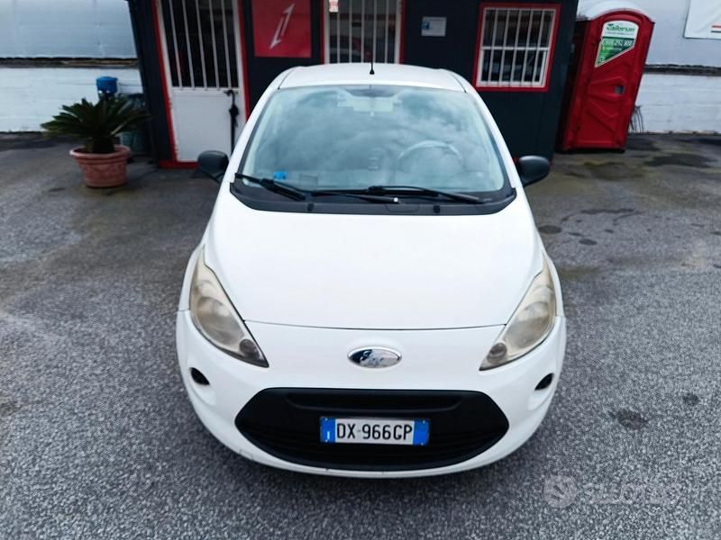 Usata Ford Ka Titanium 69 CV (50 kW) 2009 Bianco Utilitaria