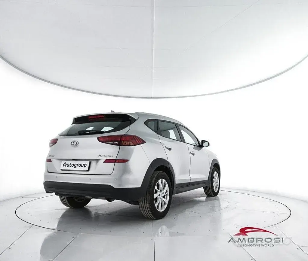Second-hand Hyundai Tucson 116 CP (85 kW) 2018 Argintiu SUV