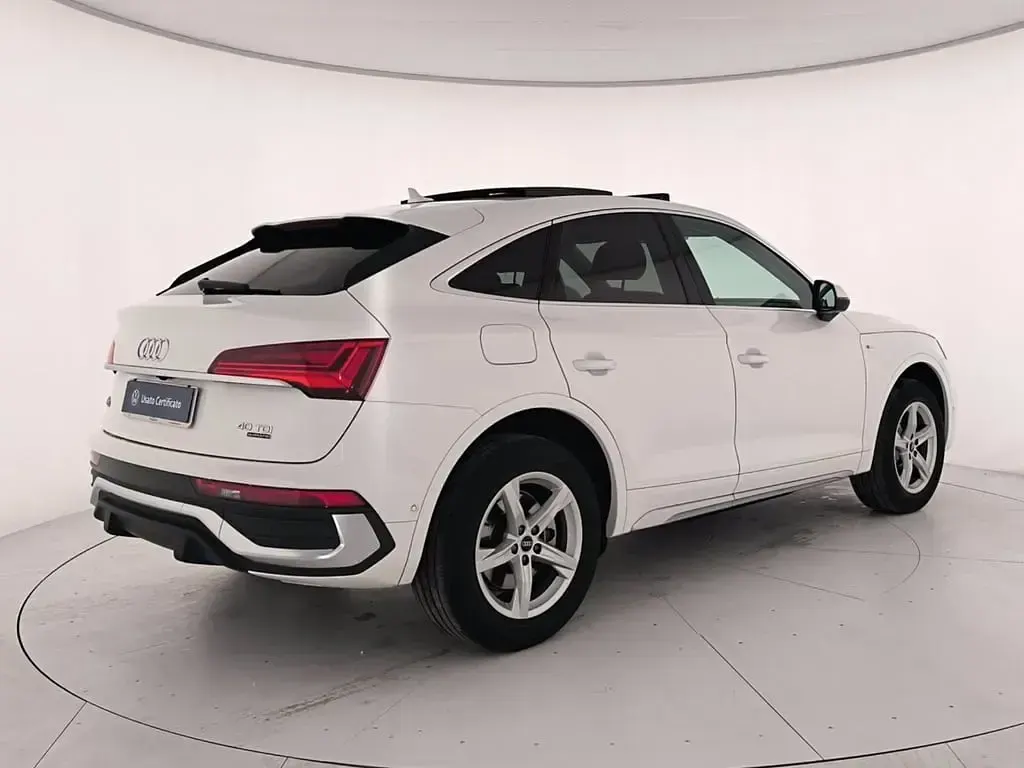 Usata Audi Q5 Sportback S-Line 204 CV (150 kW) 2023 Bianco SUV