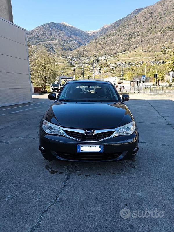 Usata Subaru Impreza 107 CV (78 kW) 2009 Grigio Berlina