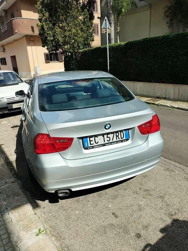 Usata BMW 316 Efficient Dynamics 116 CV (85 kW) 2010 Argento Berlina