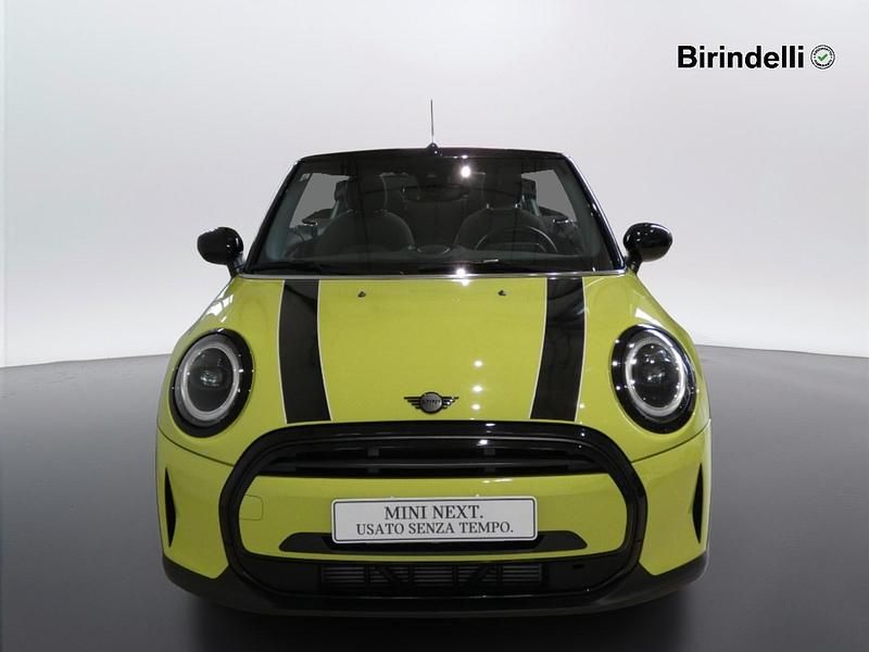 Occasion Mini Cooper Classic 2024 Jaune Citadine
