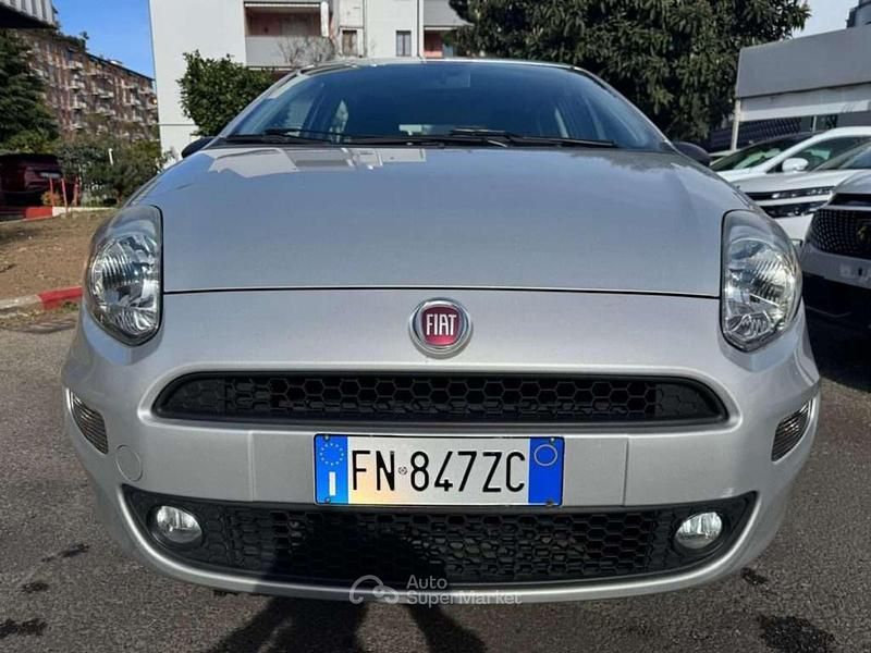 Usata Fiat Punto Street 77 CV (56 kW) 2018 Grigio Utilitaria