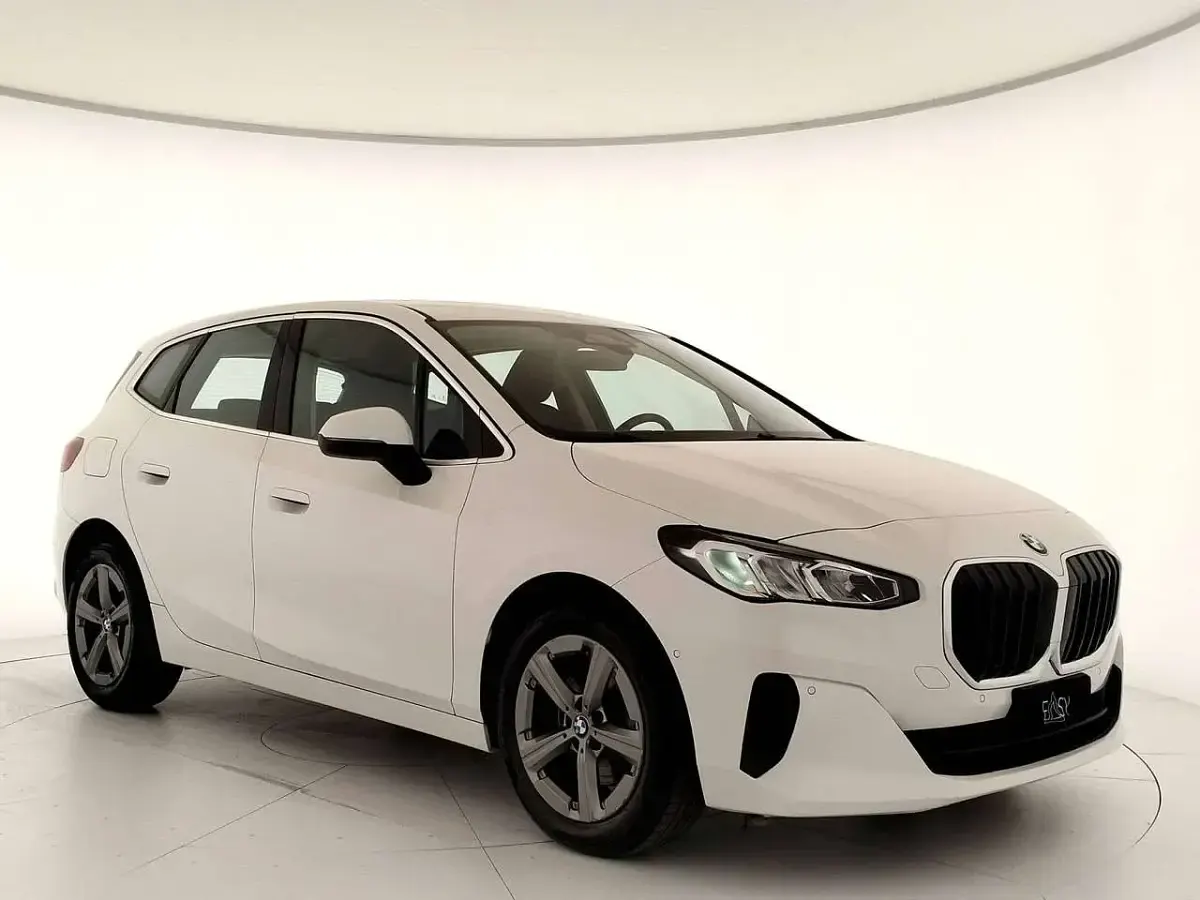 Usata BMW 218 Active Tourer 150 CV (110 kW) 2022 Bianco Monovolume