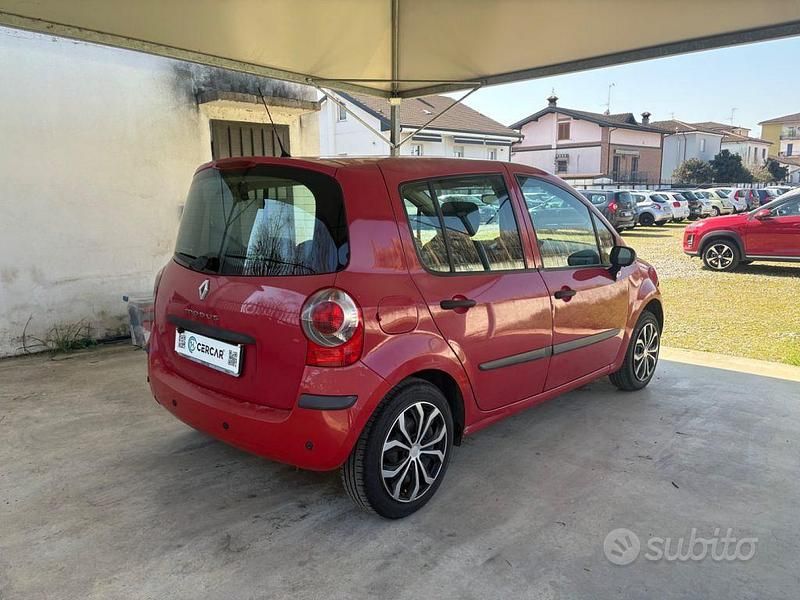 Usata Renault Modus 75 CV (55 kW) 2007 Rosso Monovolume