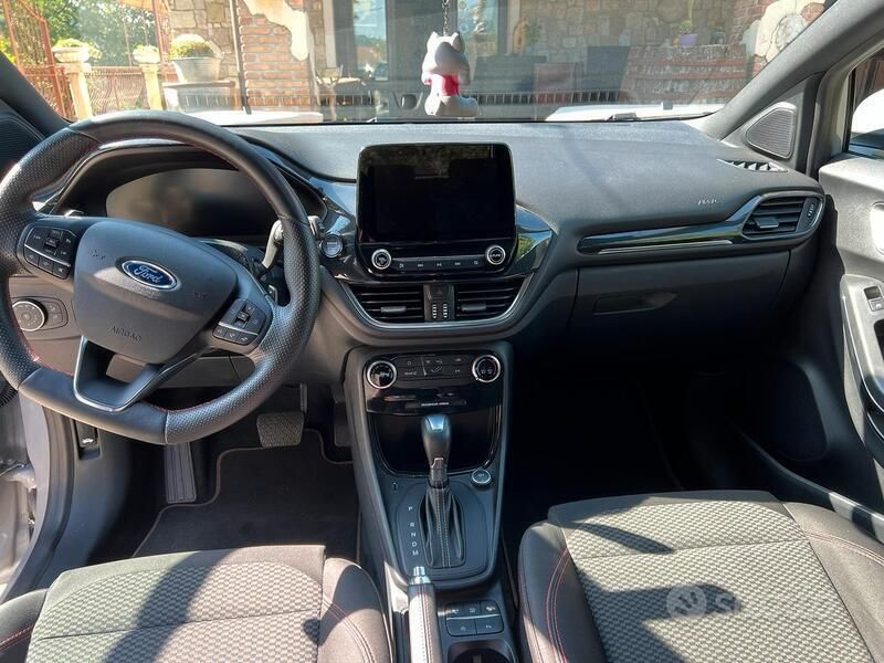 Usata Ford Puma ST-Line 125 CV (91 kW) 2021 Grigio Station wagon