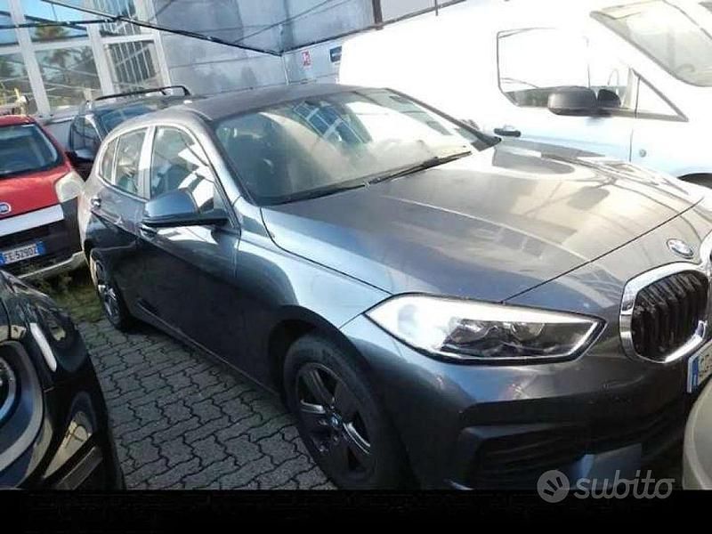 Usata BMW 116 Advantage 116 CV (85 kW) 2021 Grigio Utilitaria