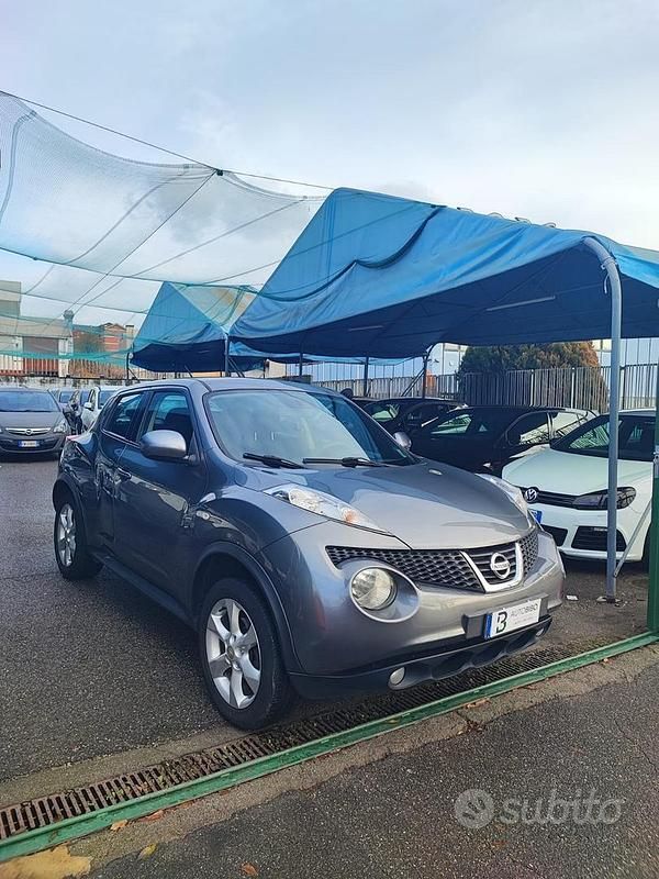 Argento Usata 2011 Nissan Juke Acenta SUV | 4900 € (Buon prezzo) - Immagine 1/4