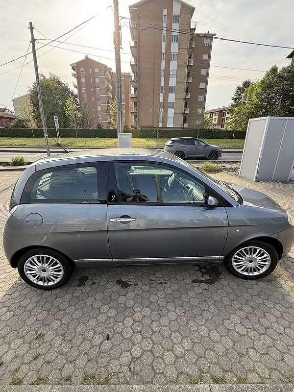 Usata Lancia Ypsilon 60 CV (44 kW) 2007 Utilitaria