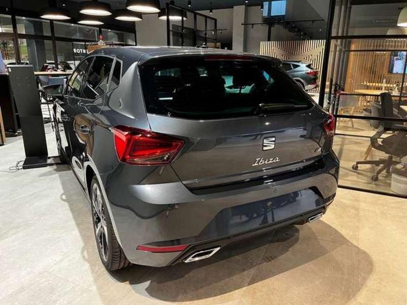 Usata Seat Ibiza Reference 80 CV (58 kW) 2022 Rosso Berlina