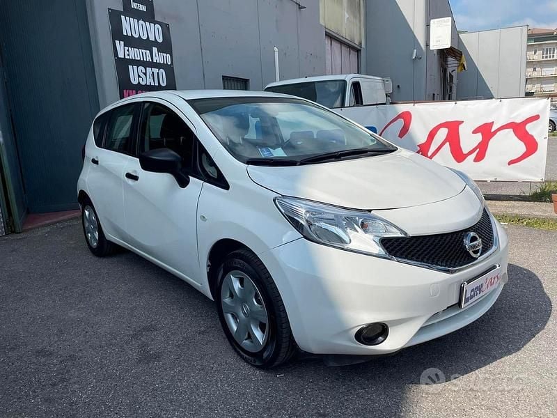 Usata Nissan Note Visia 80 CV (58 kW) 2015 Bianco Utilitaria