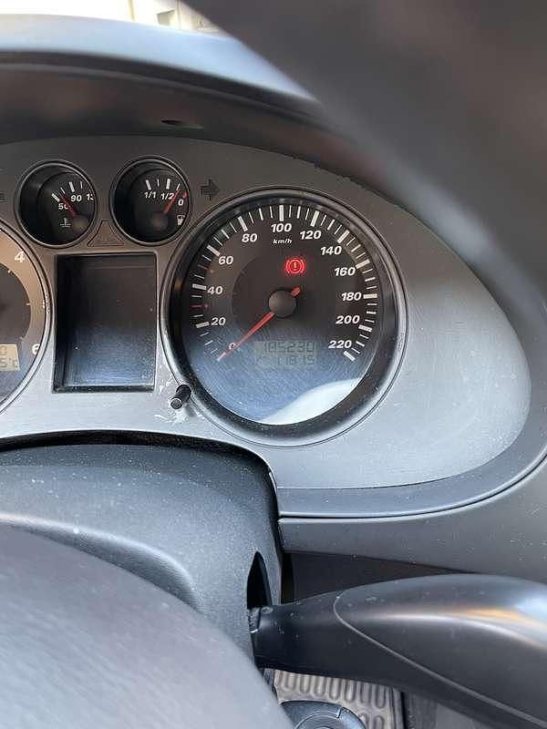 Usata 2006 Seat Ibiza Stella Tre volumi | 1600 € (Ottimo prezzo) - Immagine 1/4