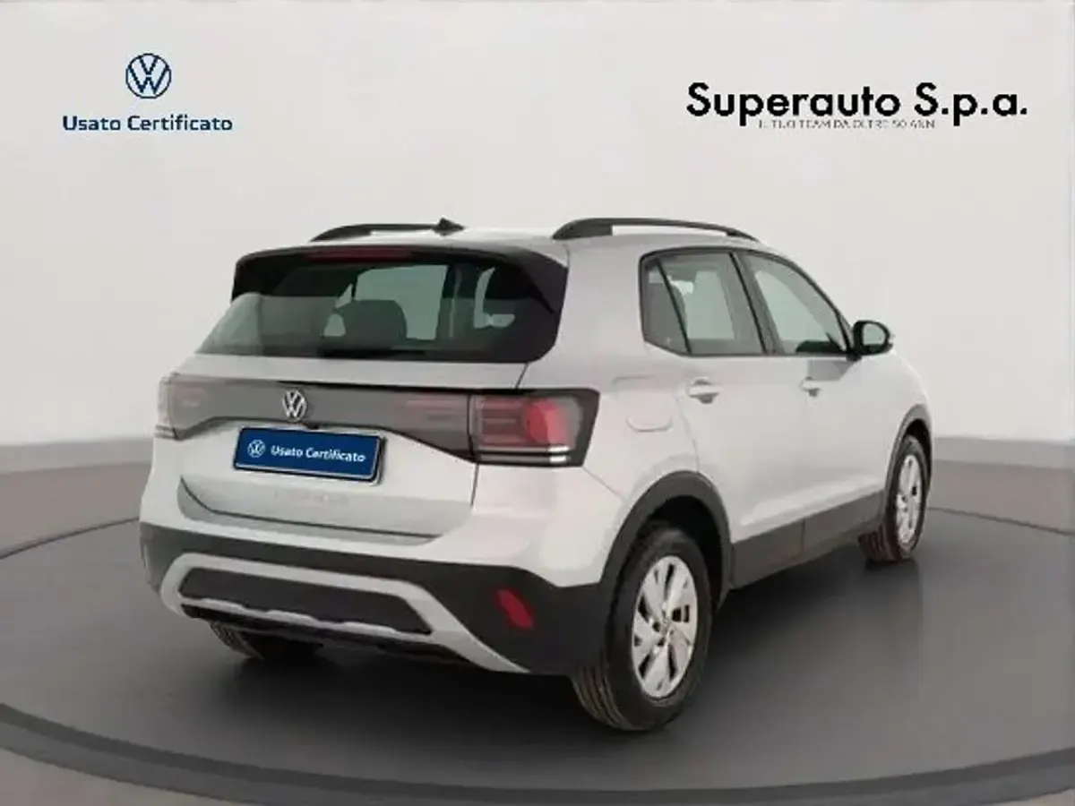 Usado VW T-Cross Life 116 CV (85 kW) 2024 Plateado SUV