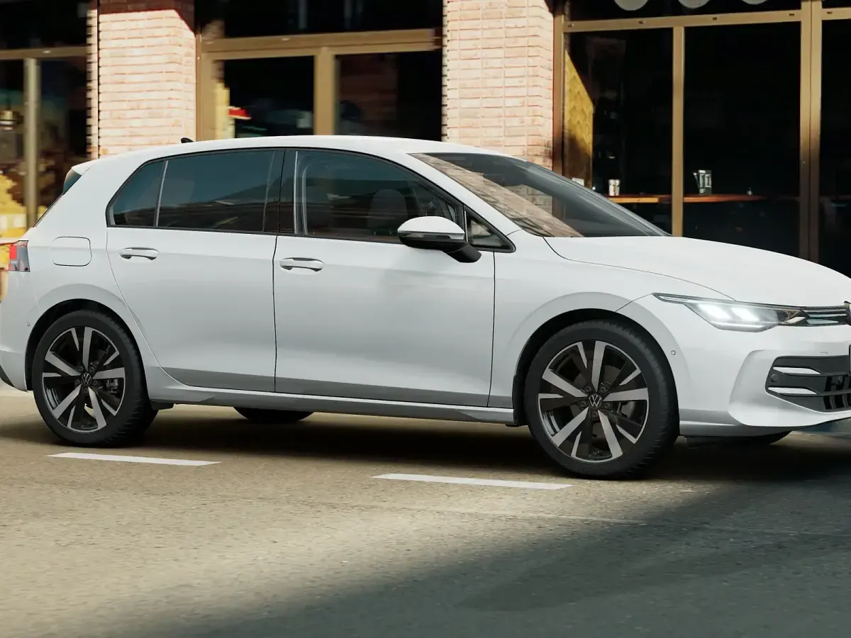 Nuova VW Golf VIII Edition 115 CV (84 kW) 2026 Pure white Berlina