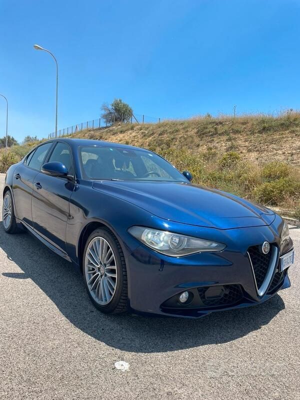 Usata Alfa Romeo Giulia Business 136 CV (100 kW) 2019 Berlina