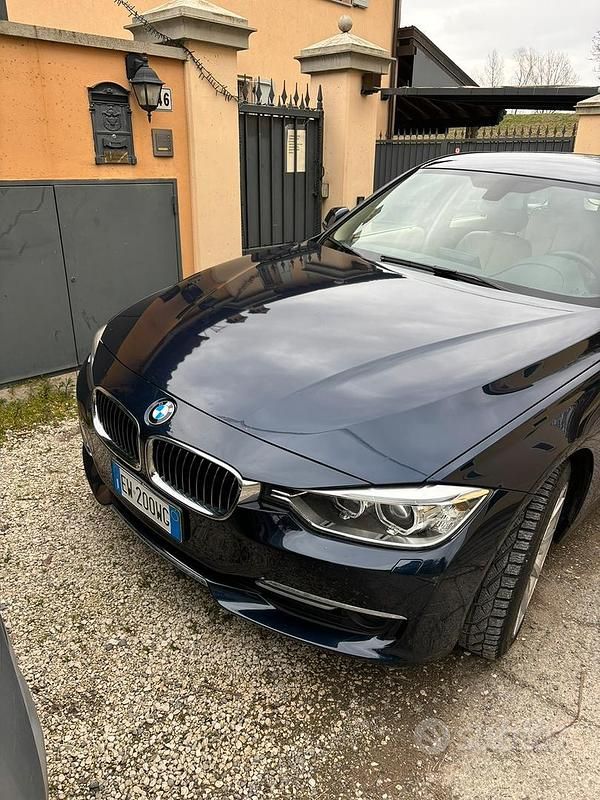 Usata BMW 316 Luxury Line 116 CV (85 kW) 2014 Blu/azzurro Station wagon