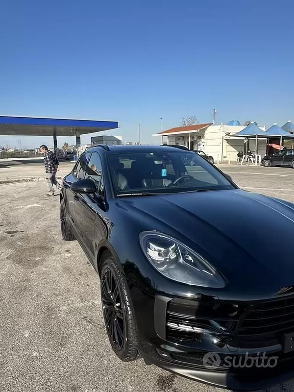 Usata Porsche Macan 245 CV (180 kW) 2021 Nero SUV
