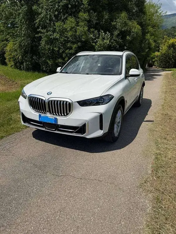 Usata BMW X5 313 CV (230 kW) 2023 Bianco SUV