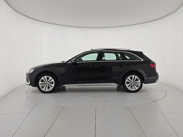 Usata Audi A4 Allroad Ambiente 204 CV (150 kW) 2022 Nero mythos metallizzato Station wagon