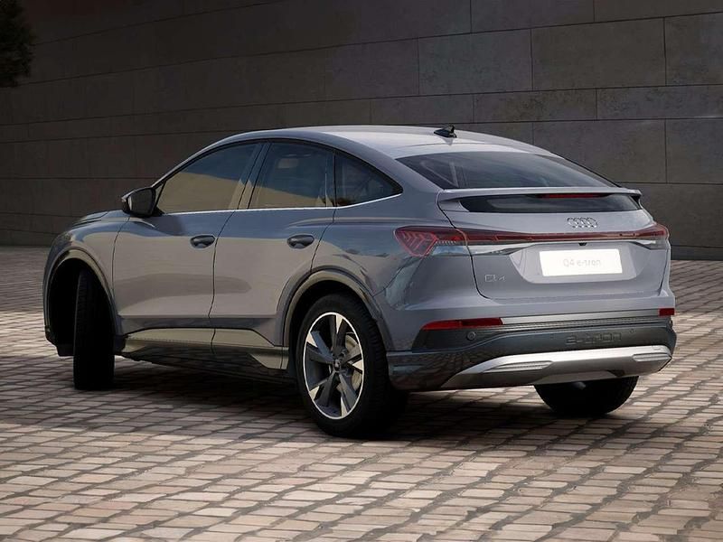 Usata Audi Q4 Sportback e-tron Advanced 210 kW (286 CV) 2024 Grigio SUV