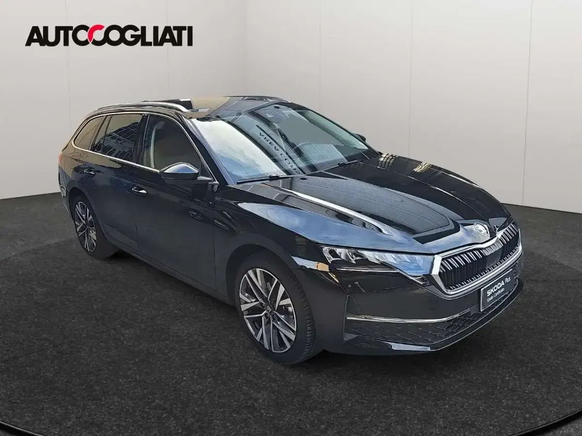 Usata Skoda Octavia Style 150 CV (110 kW) 2025 Nero Station wagon