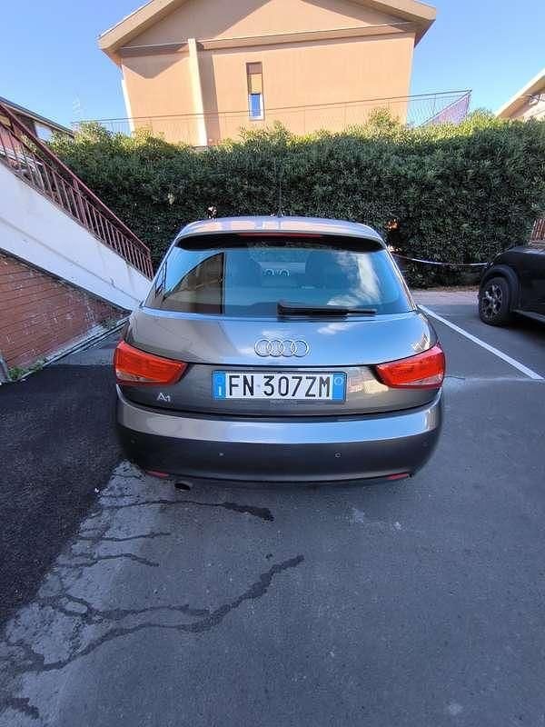 Usata Audi A1 Sportback Ambiente 105 CV (77 kW) 2012 Grigio Utilitaria
