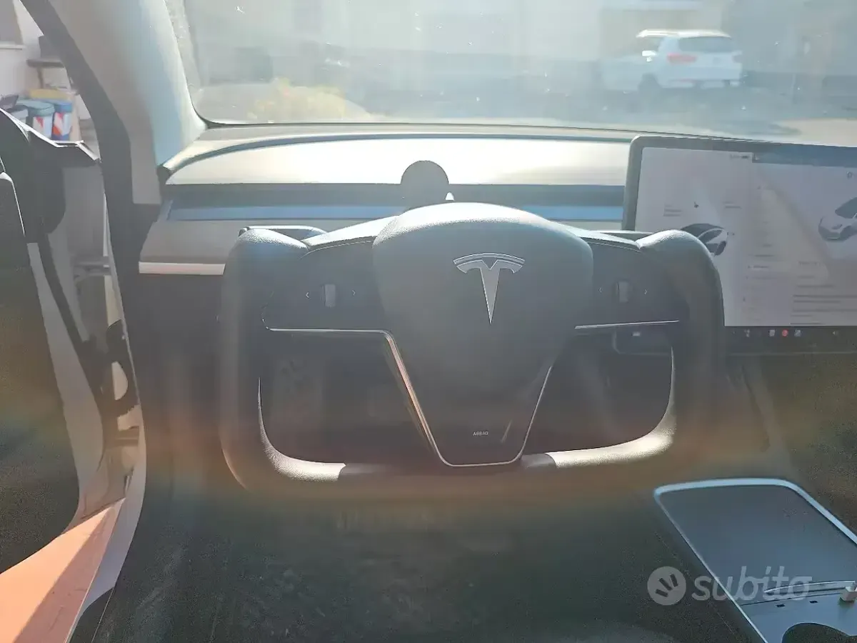 Usata Tesla Model 3 RWD 88 kW (120 CV) 2021 Bianco Berlina